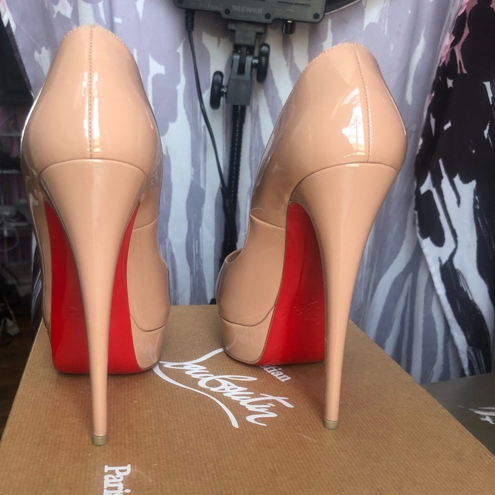 Nude Christian Louboutin Heel